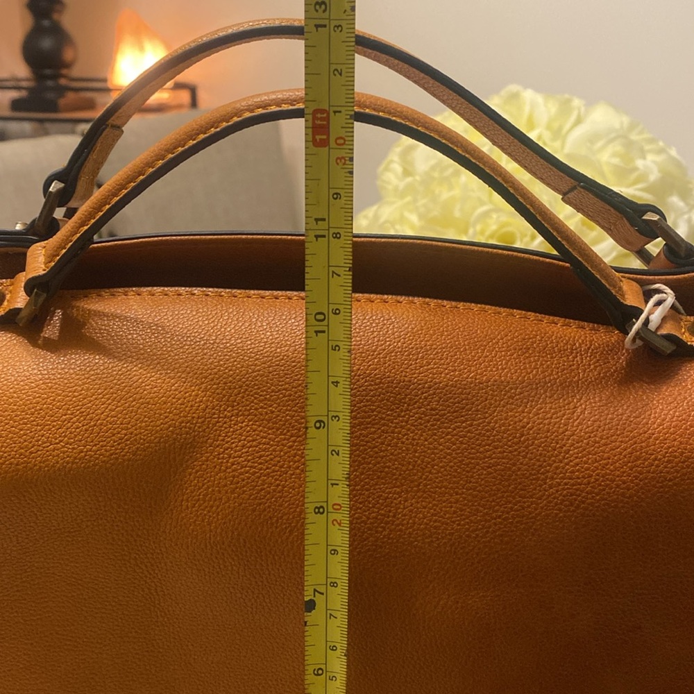 C&C California Tan Leather Women's Satchel with Studs-Brand New - Picture 5 of 11